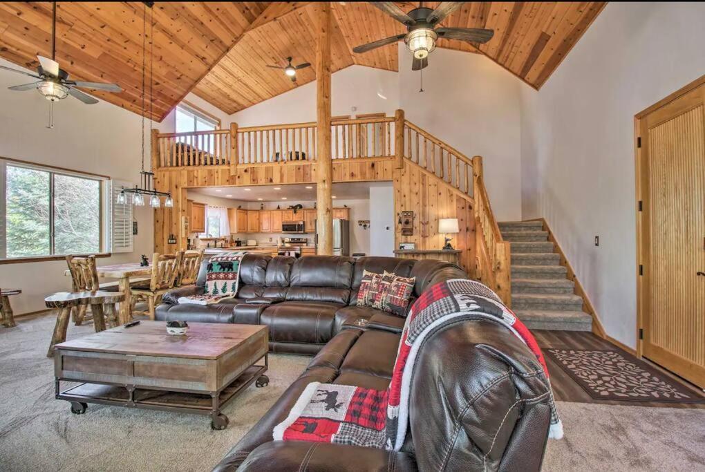 Вилла Pine Cone Cabin Пайнтоп-Лейксайд Экстерьер фото