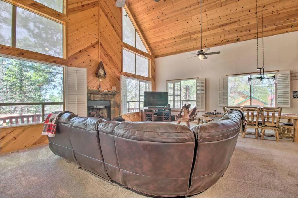 Вилла Pine Cone Cabin Пайнтоп-Лейксайд Экстерьер фото